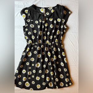 (L) Charlotte Russe DAISY DRESS